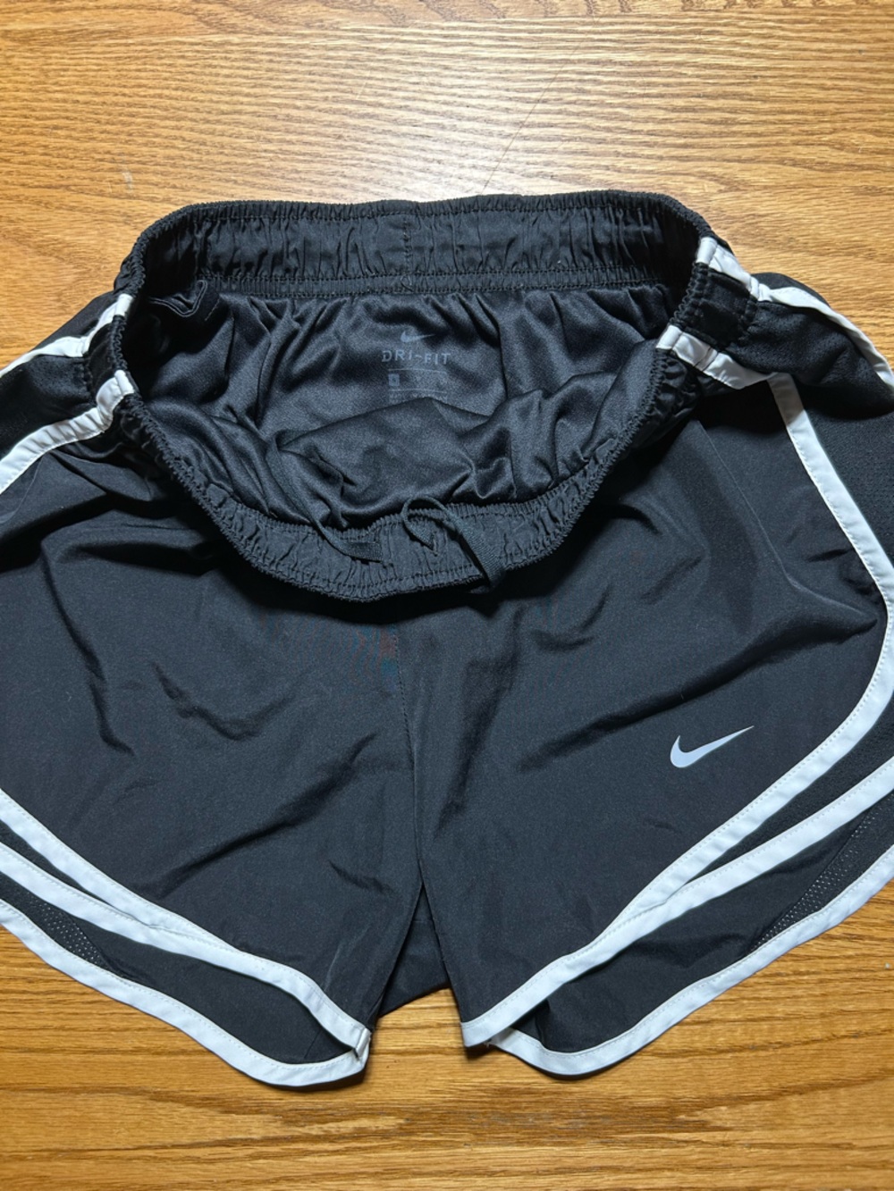 Nike Black Women's Running Shorts with White Trim Size Small - Picture 3 of 4
